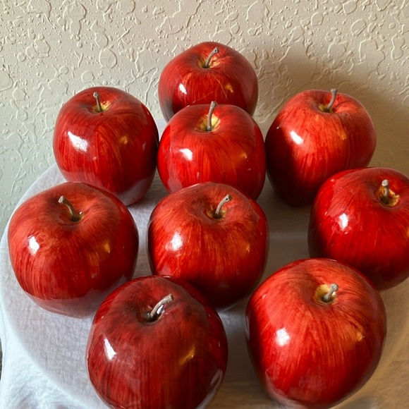 Unbranded: Black Metal Wire Spinning Apple Basket-Fall Decor - Picture 6 of 16